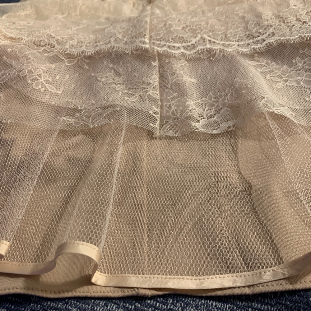 BCBG MaxAzria Lace Dress - Picture 15 of 16
